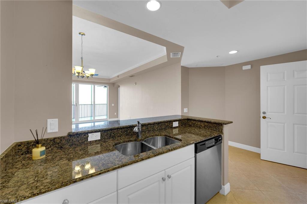 ST. TROPEZ - Residential