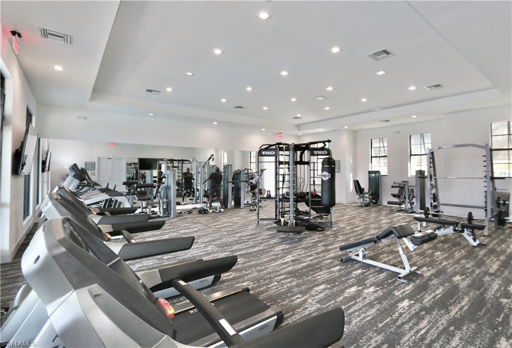 VANDERBILT RESERVE - Residential Lease