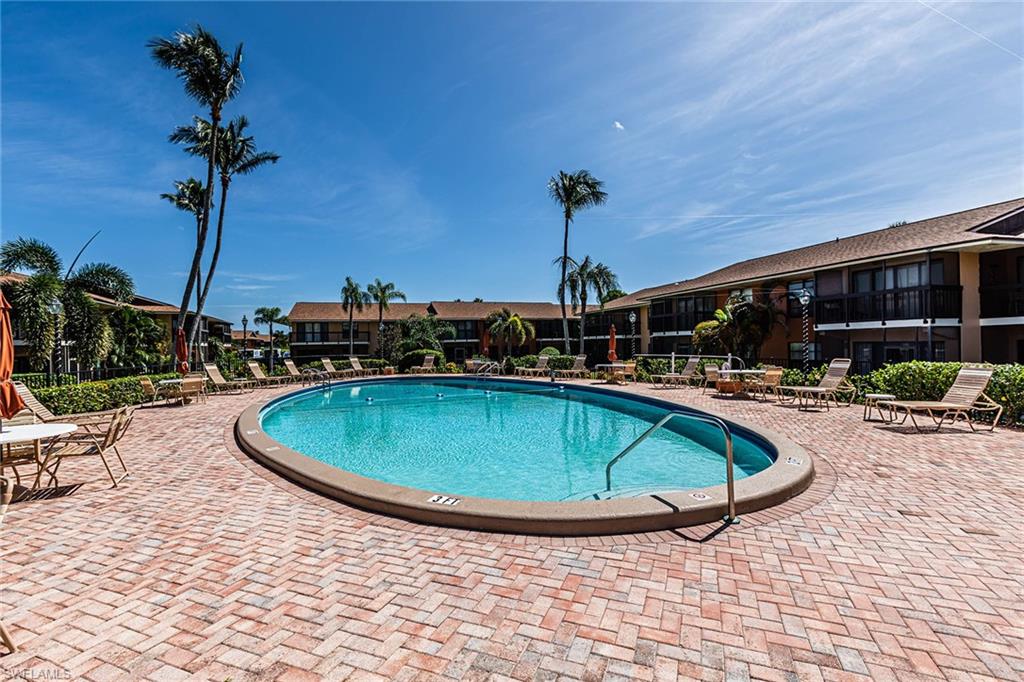 MARINER APTS MARCO ISLAND - Residential