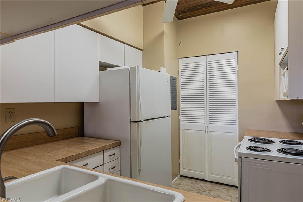 MARINER APTS MARCO ISLAND - Residential