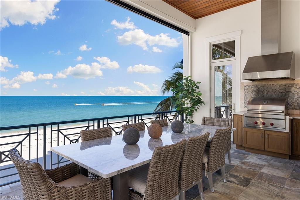 BAREFOOT BEACH - Residential