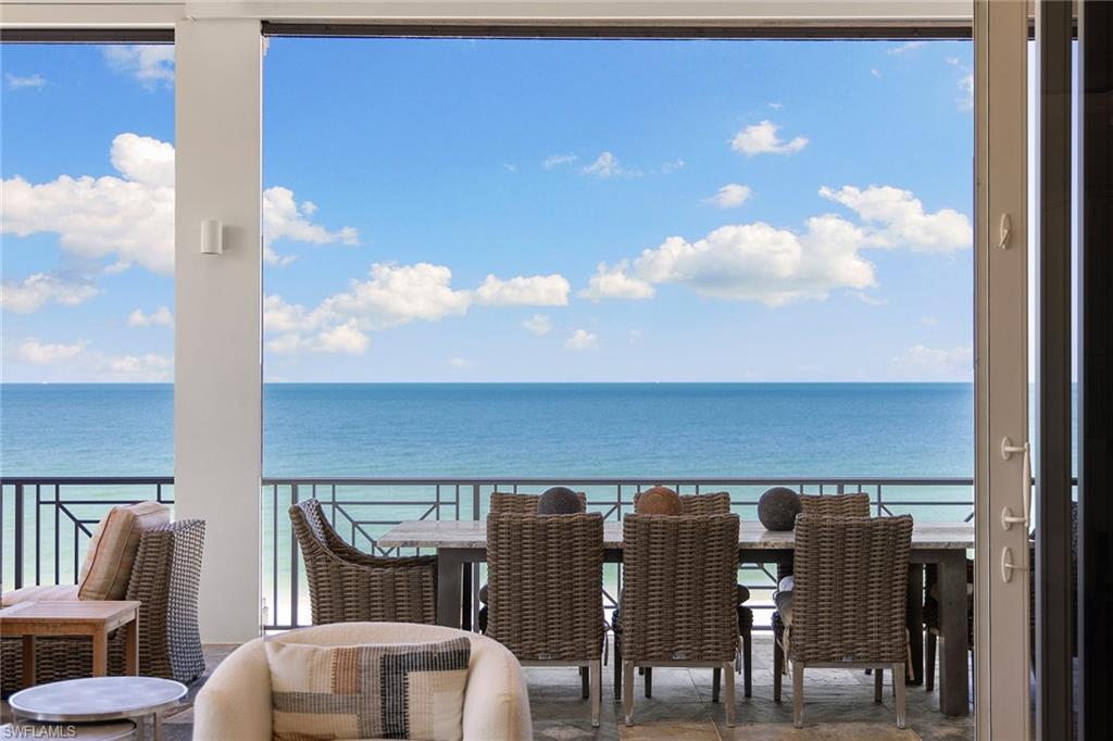 BAREFOOT BEACH - Residential