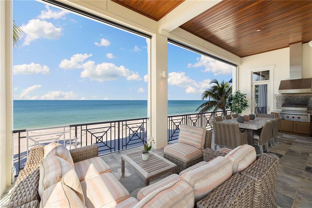 BAREFOOT BEACH - Residential