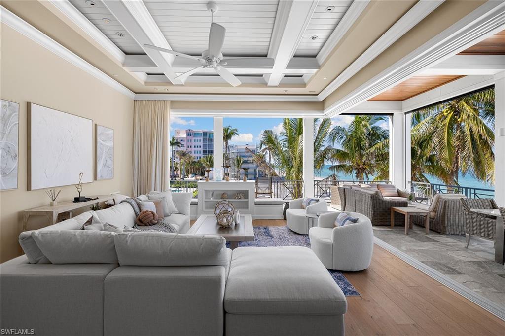 BAREFOOT BEACH - Residential