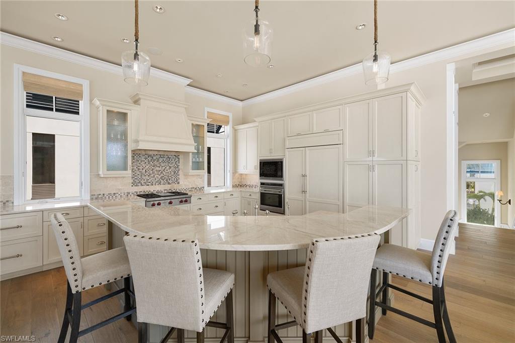 BAREFOOT BEACH - Residential