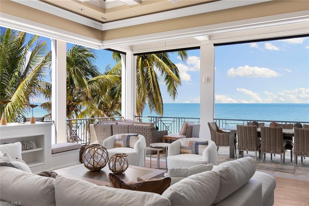 BAREFOOT BEACH - Residential