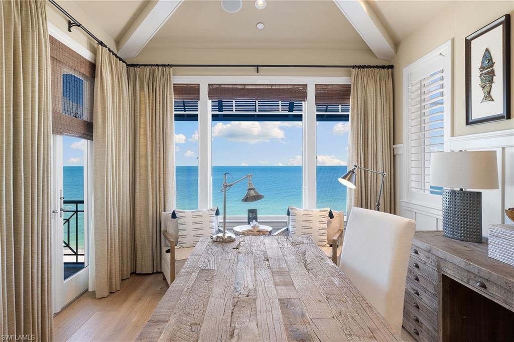 BAREFOOT BEACH - Residential