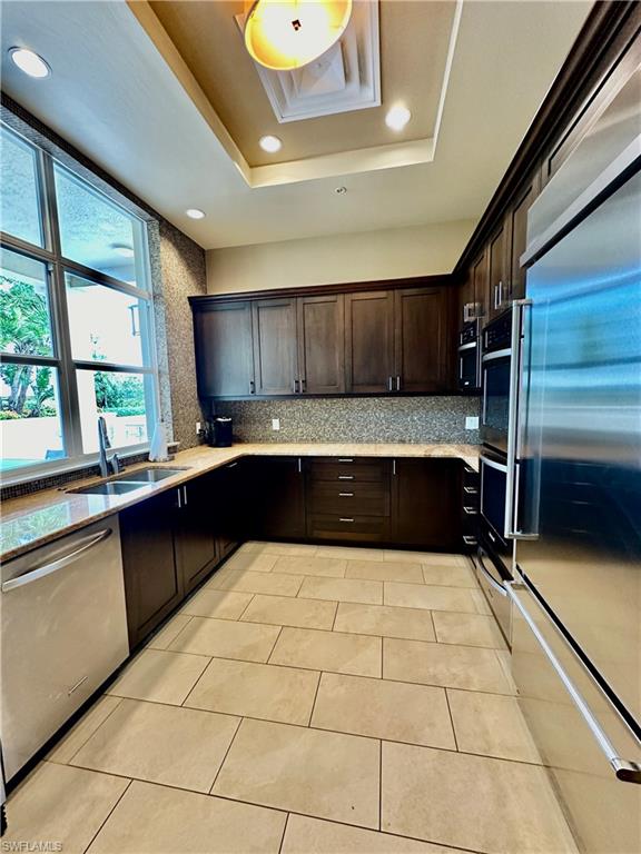 THE STRADA - Residential Lease