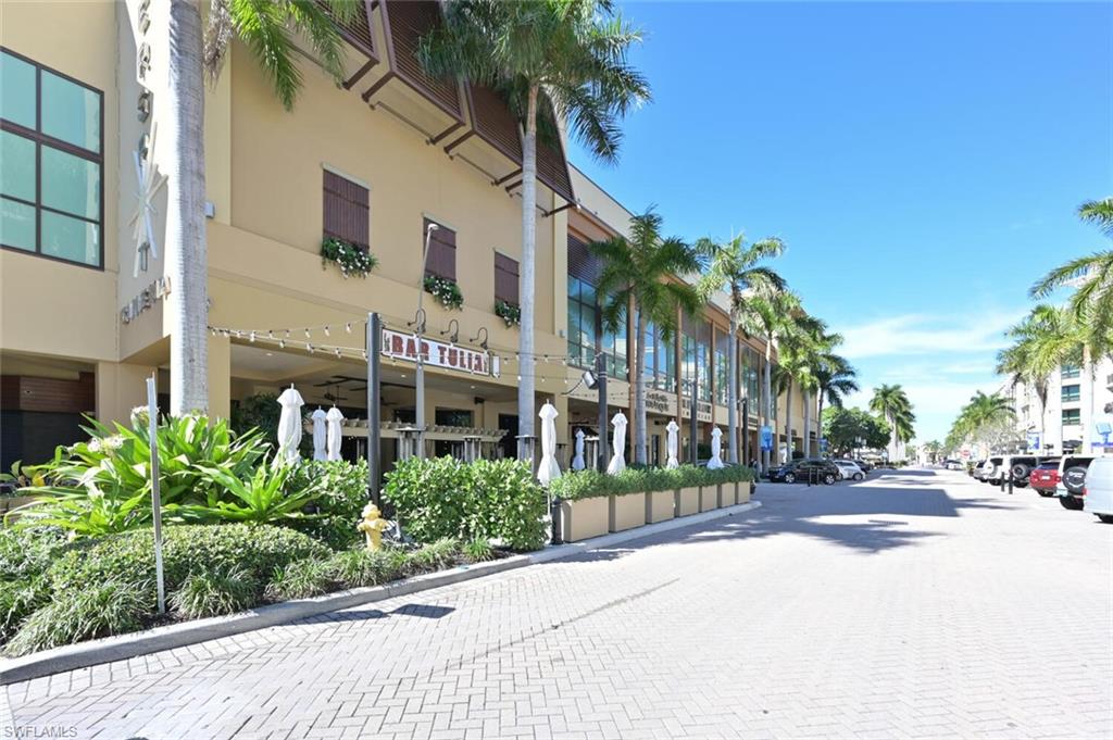 THE STRADA - Residential Lease