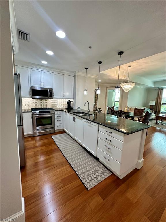 THE STRADA - Residential Lease