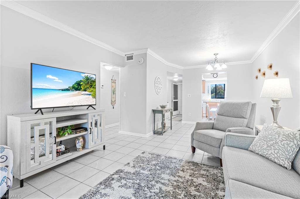 COUNTRY PINES CONDO - Residential