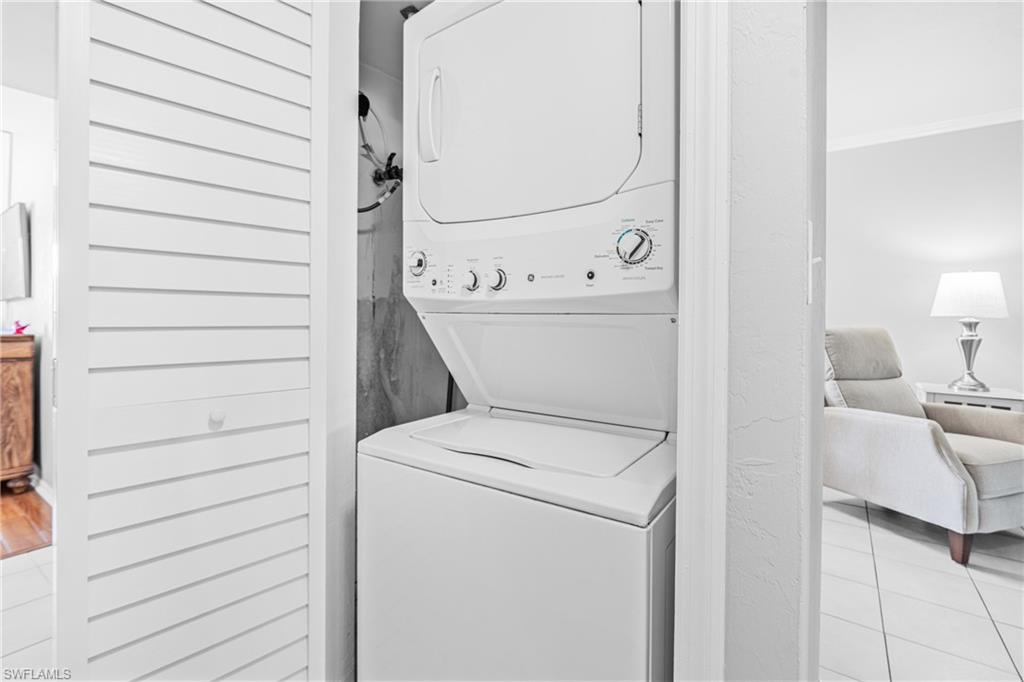 COUNTRY PINES CONDO - Residential