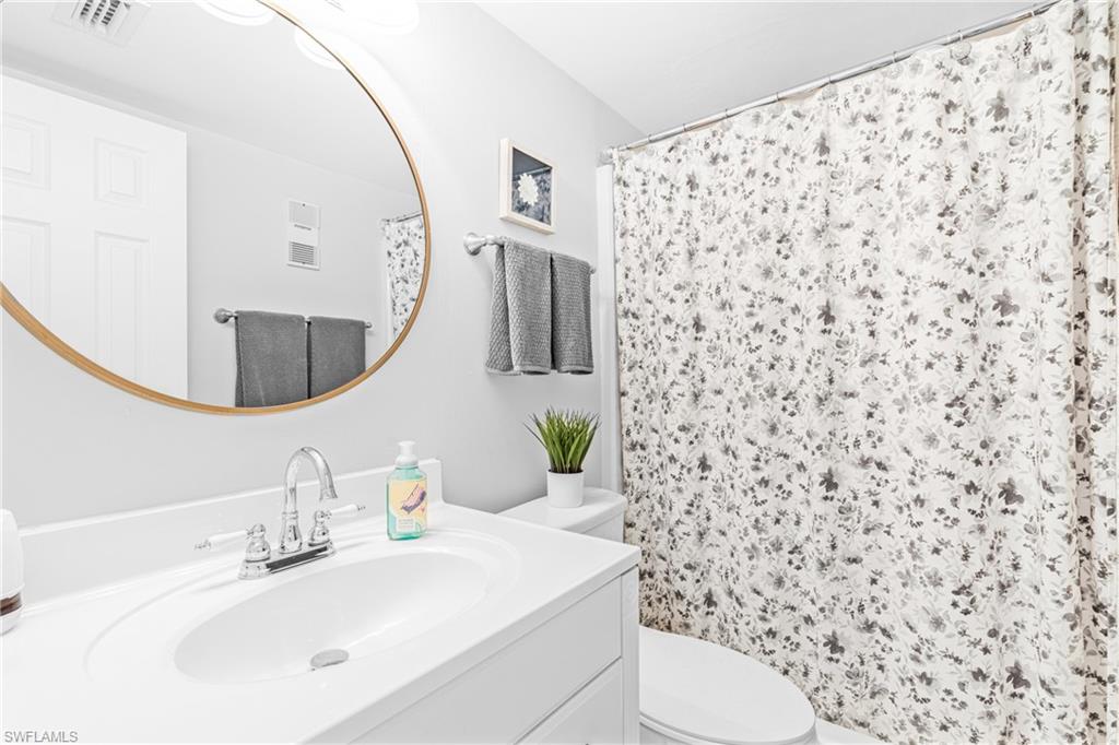 COUNTRY PINES CONDO - Residential