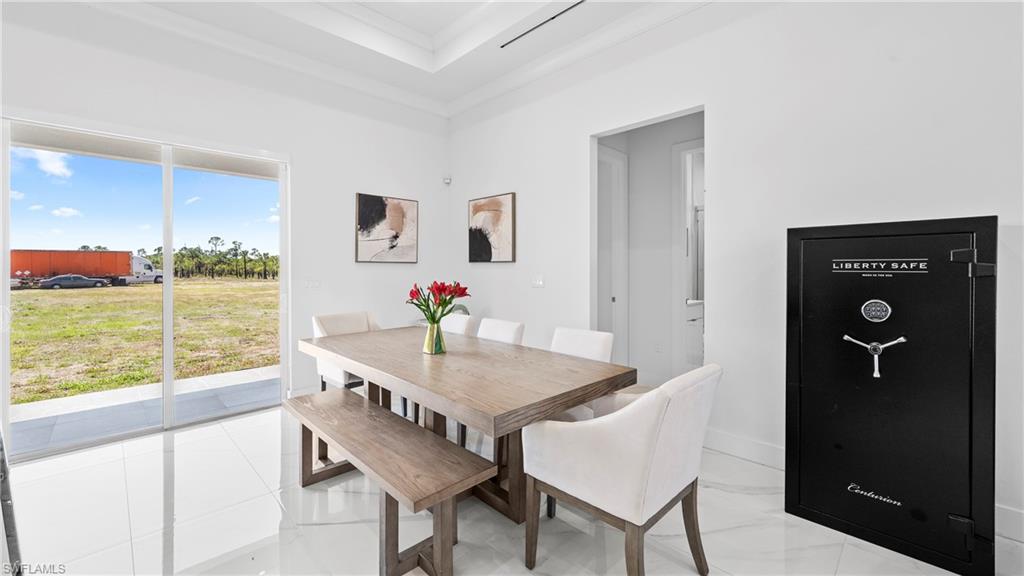 GOLDEN GATE ESTATES - Residential