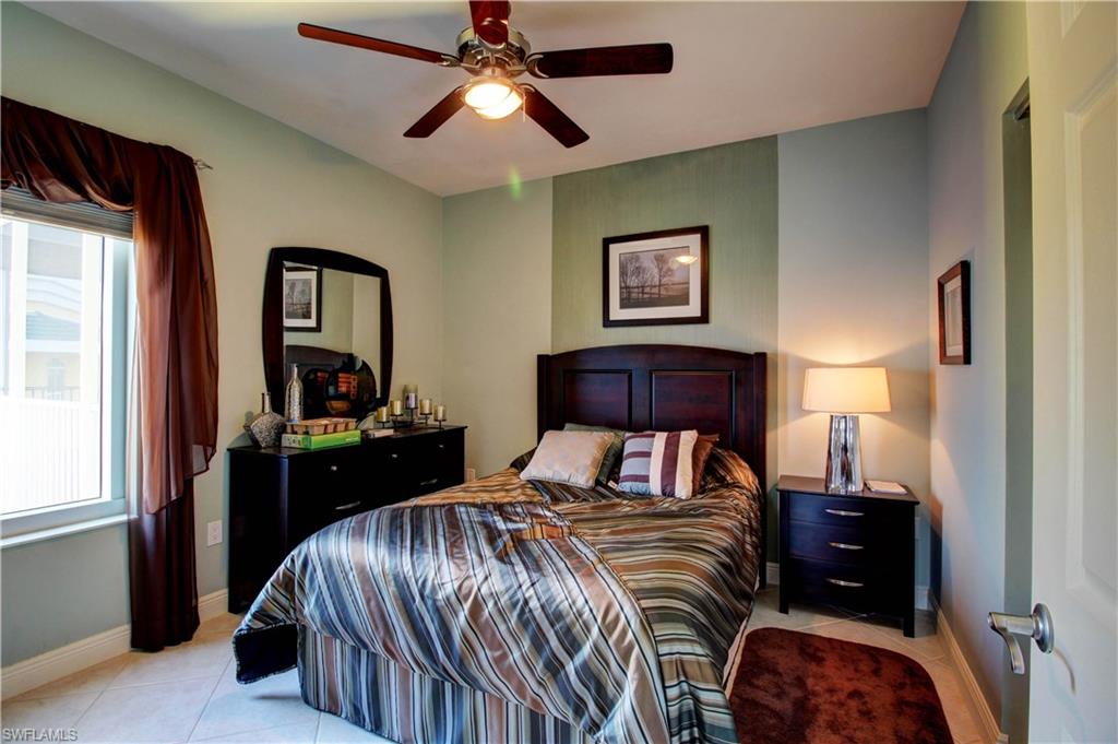 ST. TROPEZ - Residential