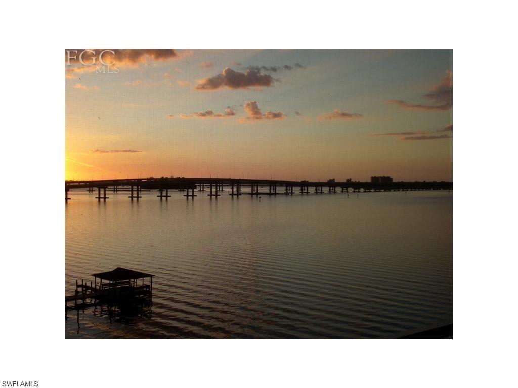 ST. TROPEZ - Residential