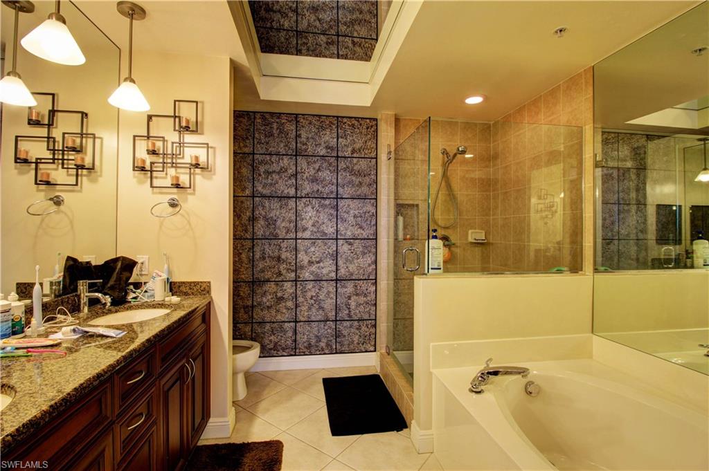 ST. TROPEZ - Residential