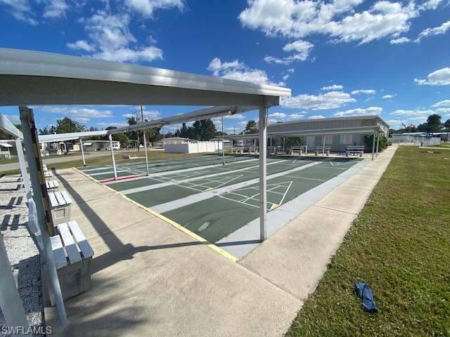 LAUREL ESTATES MOBILE HOME VIL - Residential