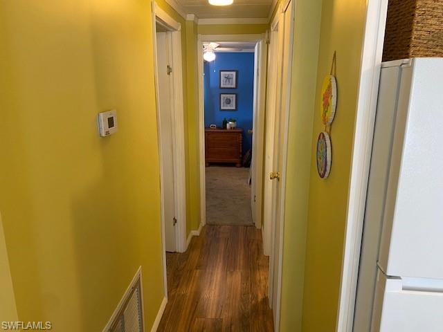 LAUREL ESTATES MOBILE HOME VIL - Residential