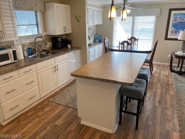 LAUREL ESTATES MOBILE HOME VIL - Residential