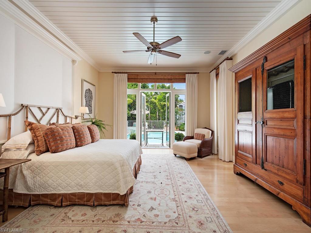 OLDE NAPLES - Residential