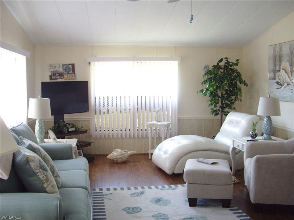 LAKE ARROWHEAD MOB VILLAGE - Residential