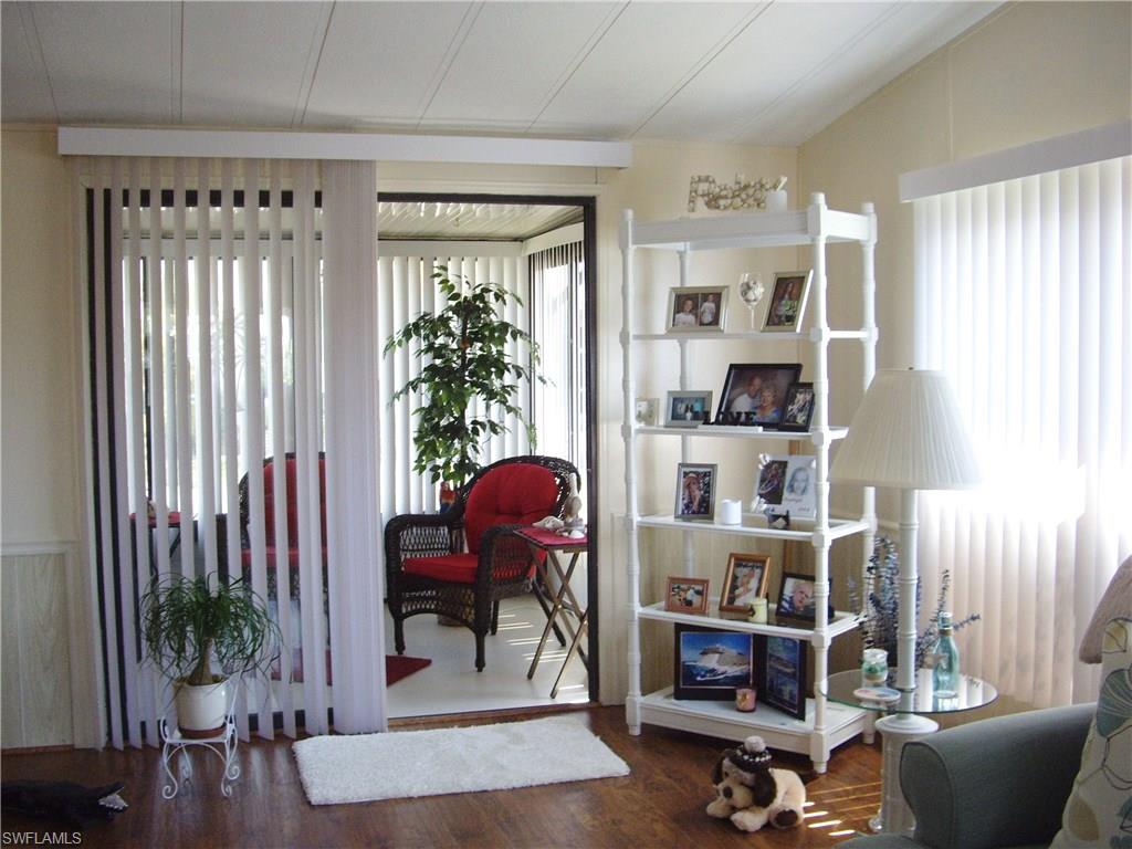 LAKE ARROWHEAD MOB VILLAGE - Residential