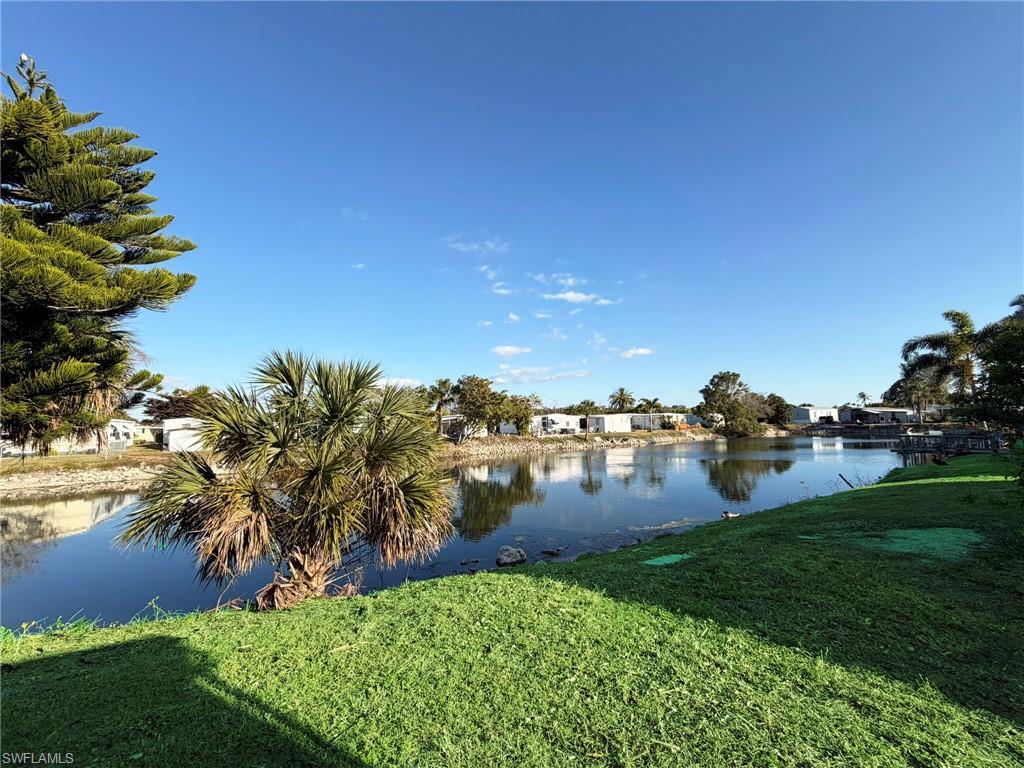 NAPLES MOBILE ESTATES - Residential