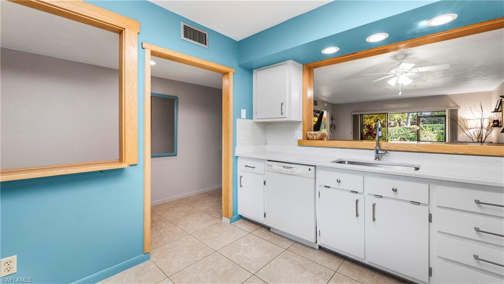 WINDSOR AT KINGS LAKE - Residential