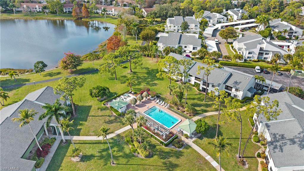 WINDSOR AT KINGS LAKE - Residential