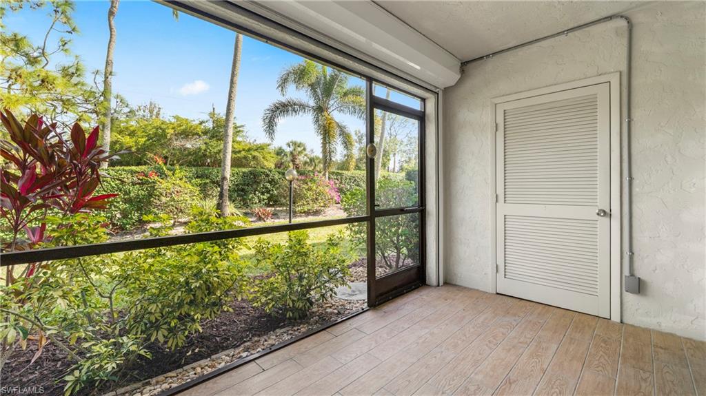 WINDSOR AT KINGS LAKE - Residential