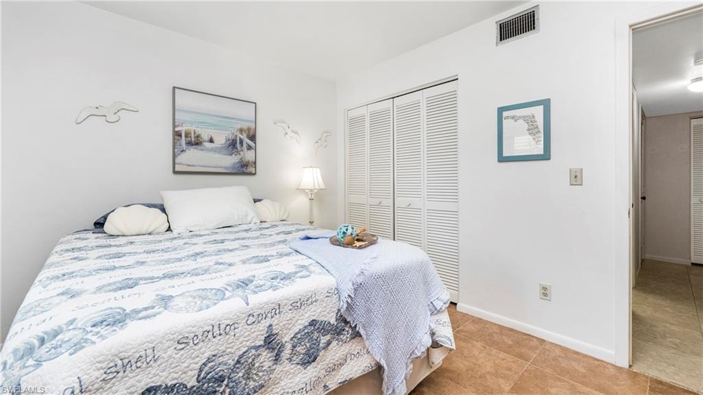 WINDSOR AT KINGS LAKE - Residential