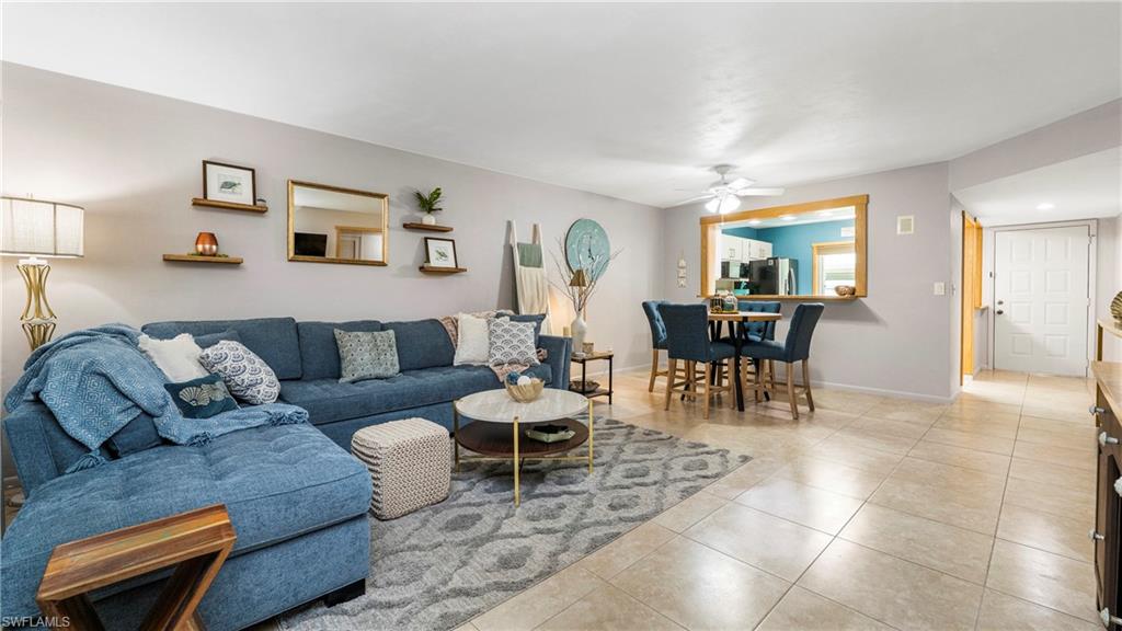 WINDSOR AT KINGS LAKE - Residential