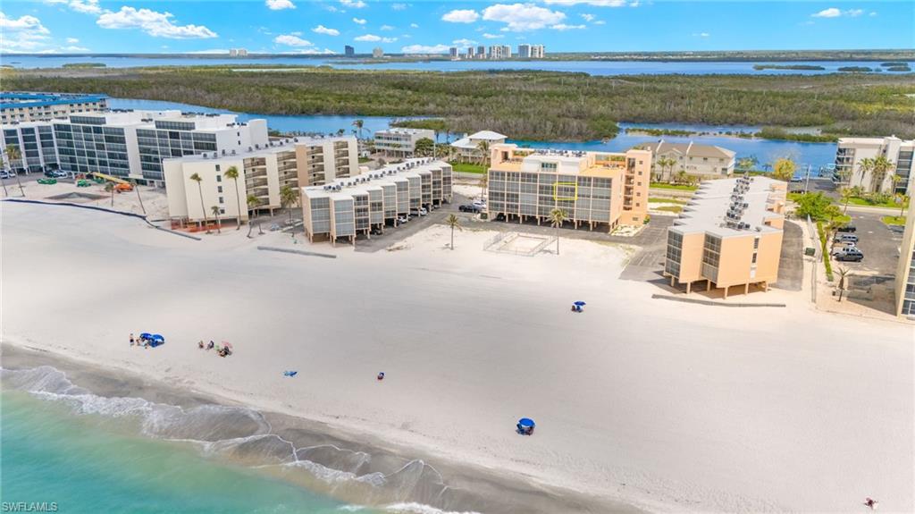 DOLPHIN WAY - Residential