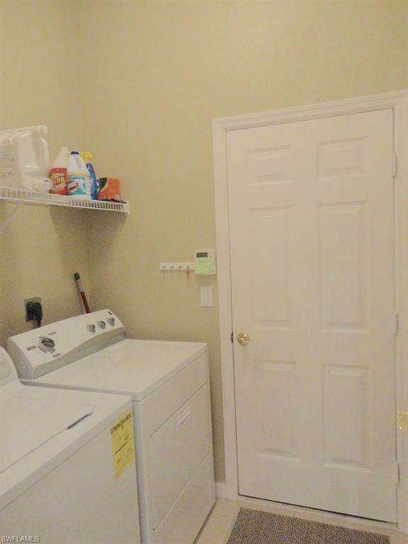 CORAL LAKES - Residential