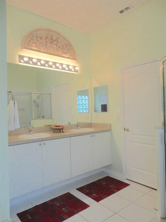 CORAL LAKES - Residential