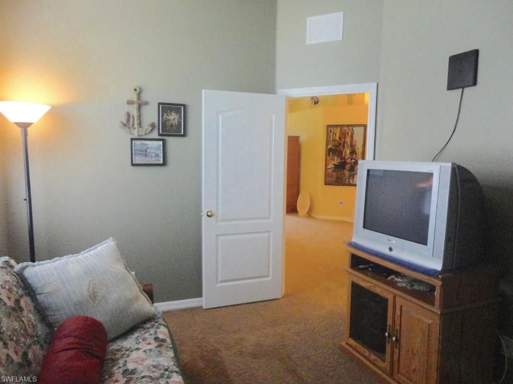 CORAL LAKES - Residential