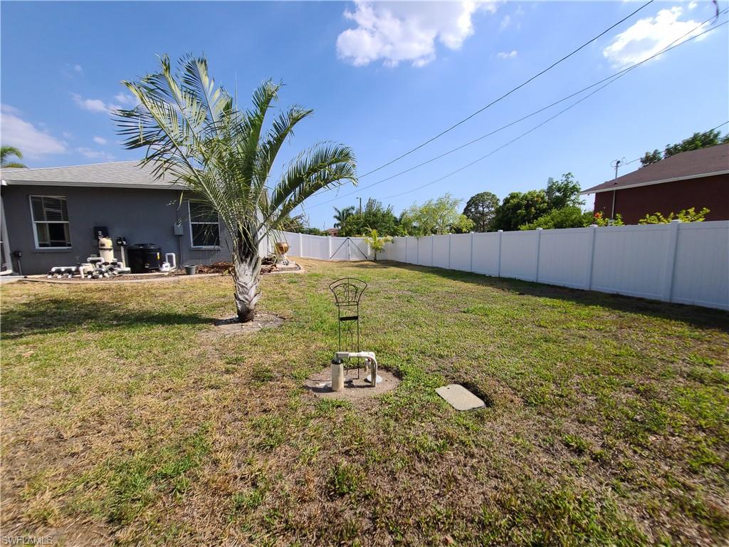 CAPE CORAL - Residential