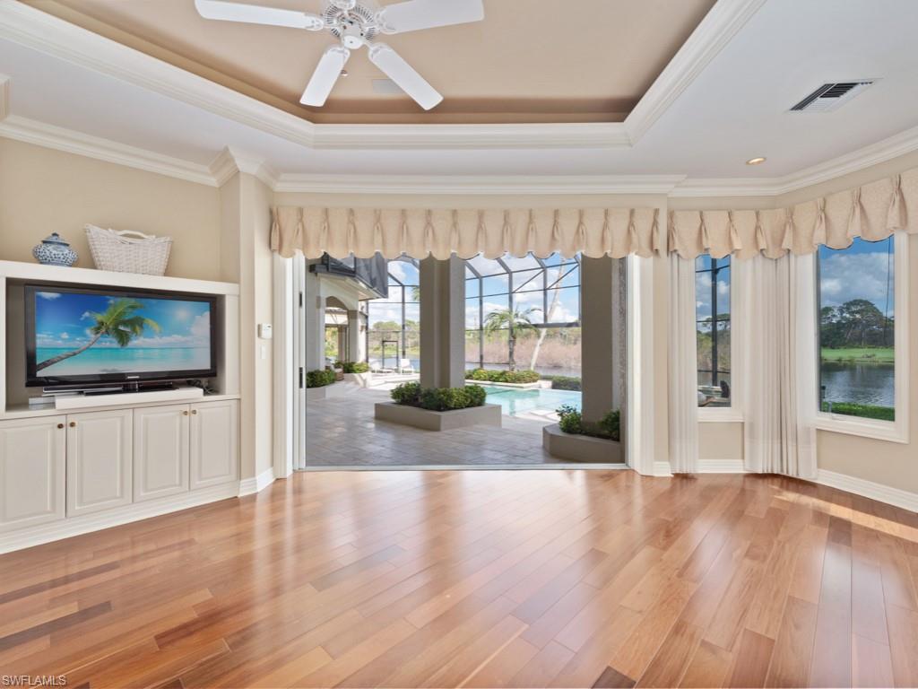 ROOKERY LAKE - Residential