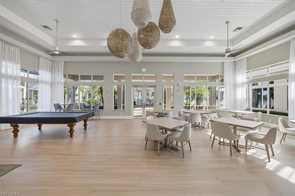 RUM BAY - Residential