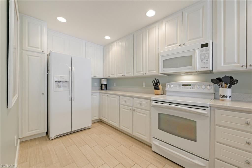 VILLAGE WALK OF BONITA SPRINGS - Residential Lease