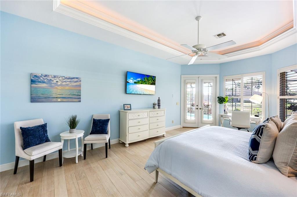 LONGSHORE LAKE - Residential