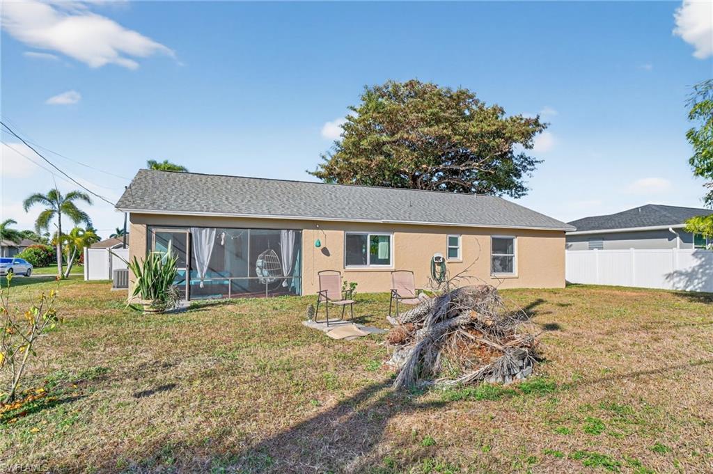 CAPE CORAL - Residential