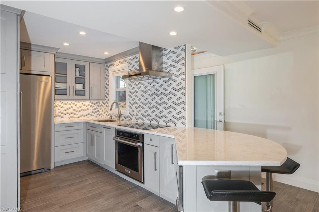 EVERGLADES CLUB - Residential