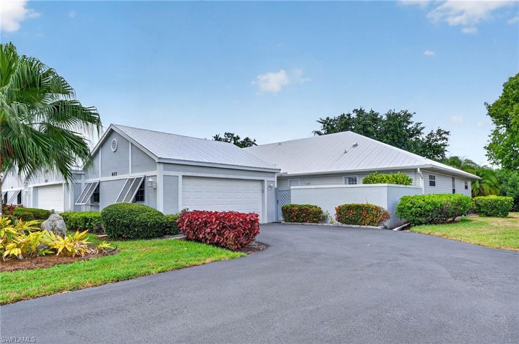 VILLAGE OF INDIAN CREEK - Residential