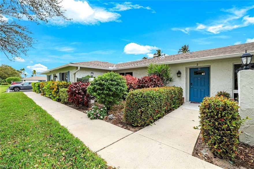 Delightful golf pad only 3 miles to the beach!! This well maintained attached Villa features a bright and light kitchen facing south with updated cabinetry and granite countertops. The screened-in lanai looks out to a garden area and is steps from the pool, great for entertaining !!  Impact windows and doors. Resort style amenities include 9 Pools, Har-Tru Tennis courts, new Pickle ball (lit at night) courts, Shuffleboard, Bocce, putting greens, Clubhouse, and Private Restaurant. Bundled golf. Walk or ride both 18-hole (Par 70 or Par 55) gorgeous courses! 3 miles to Iconic 5th Avenue South shopping/dining, the Pier and Gulf beaches. Location, Location !!!