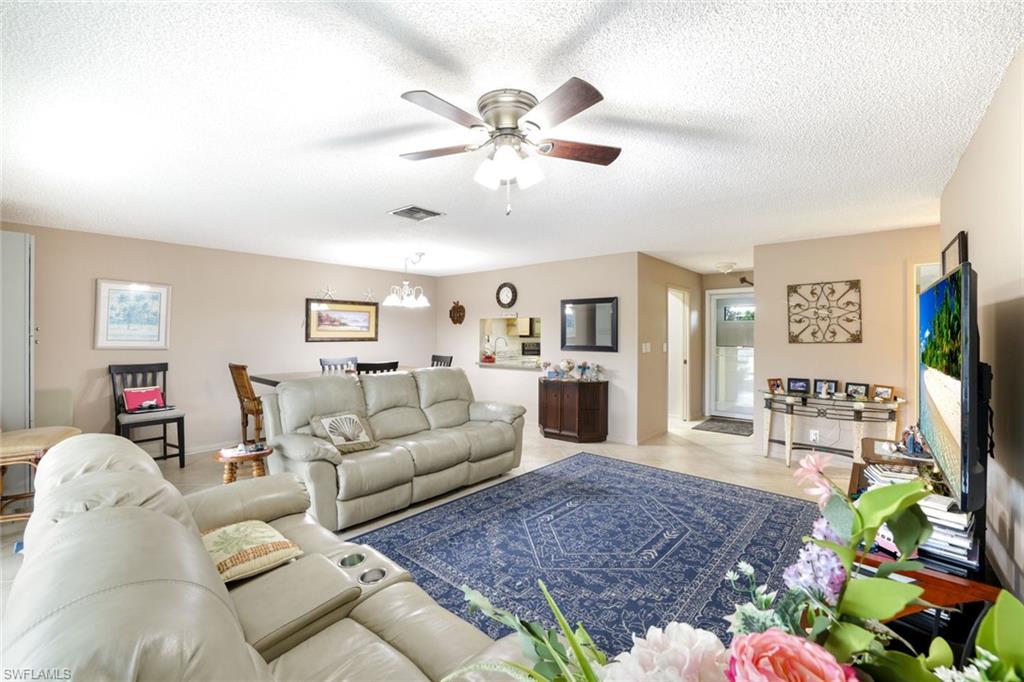 GLADES COUNTRY CLUB - Residential