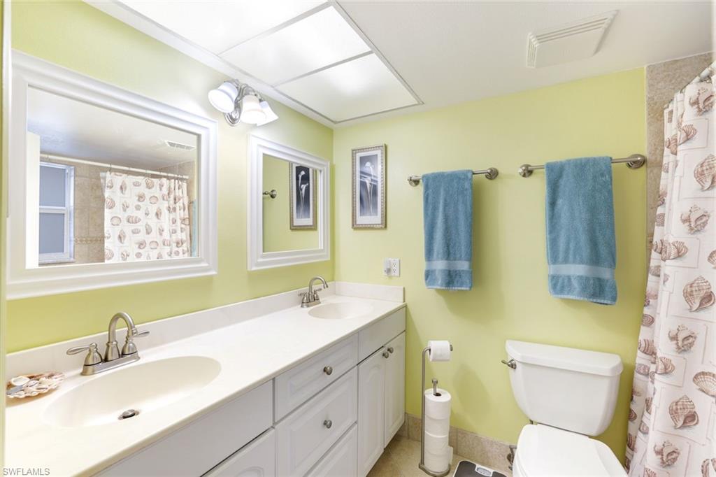 GLADES COUNTRY CLUB - Residential