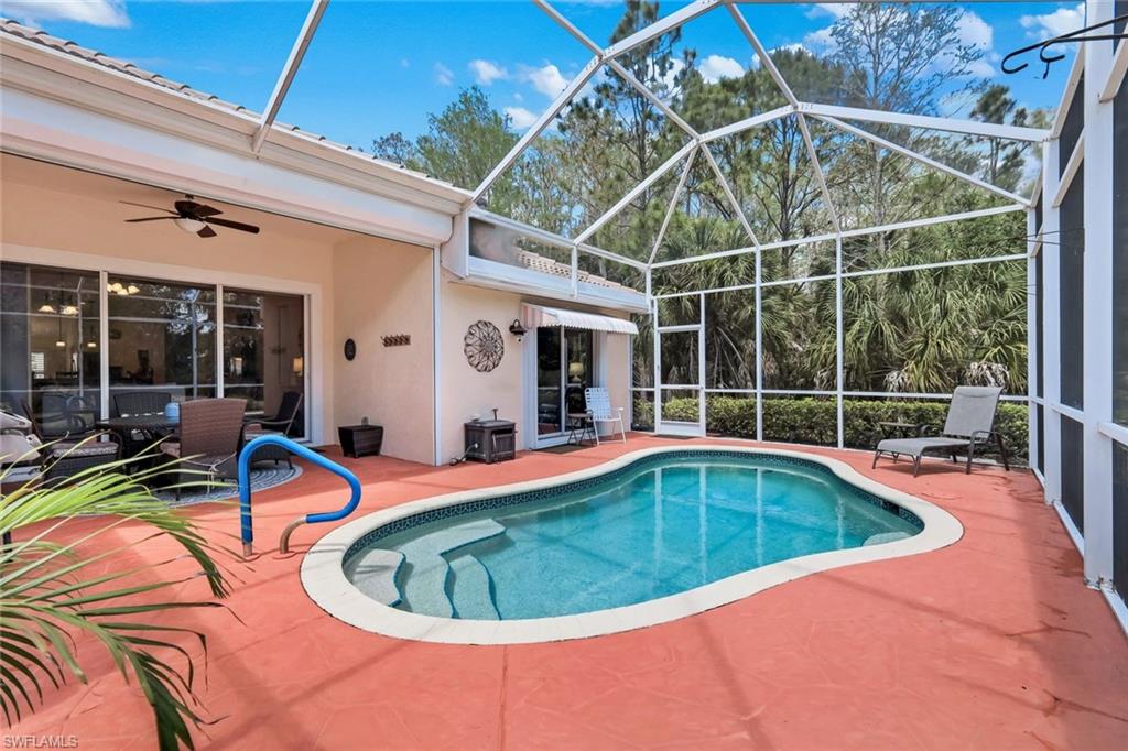 CARLTON LAKES - Residential