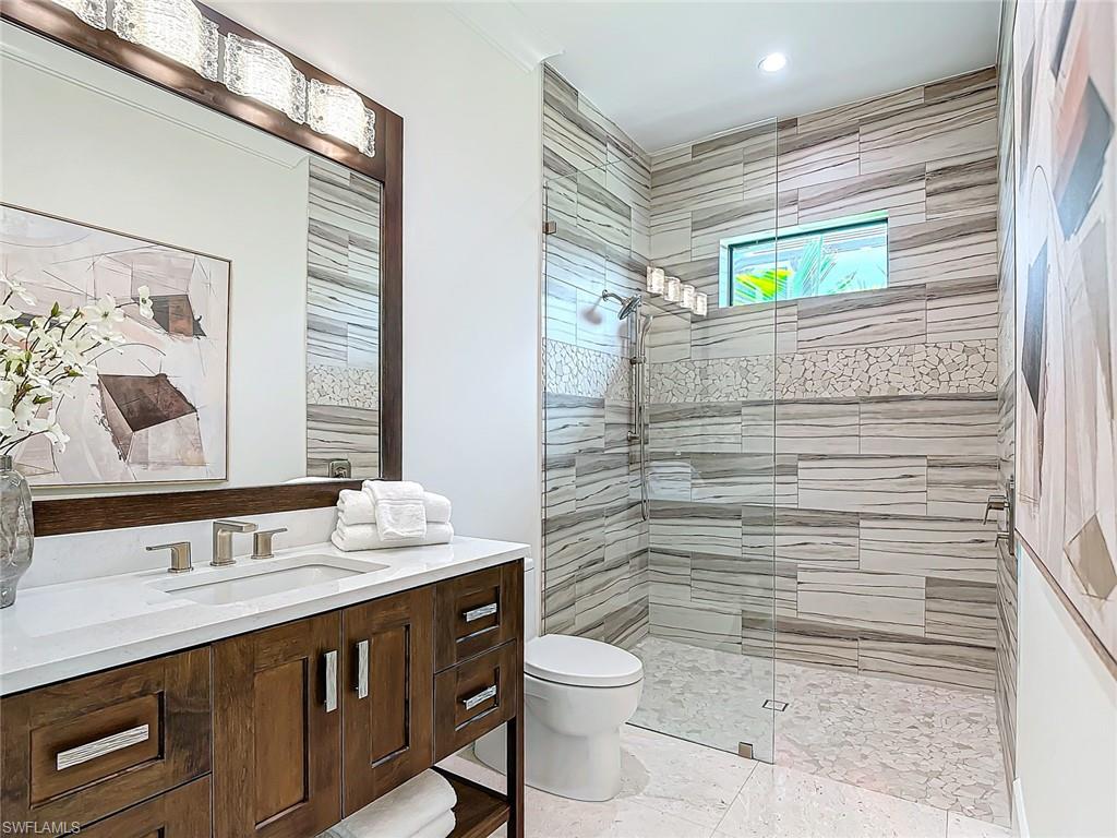 BAY HARBOUR ESTATES - Residential